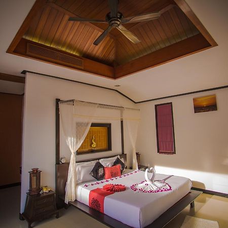 The Iris Pool Villa Rawai Стая снимка