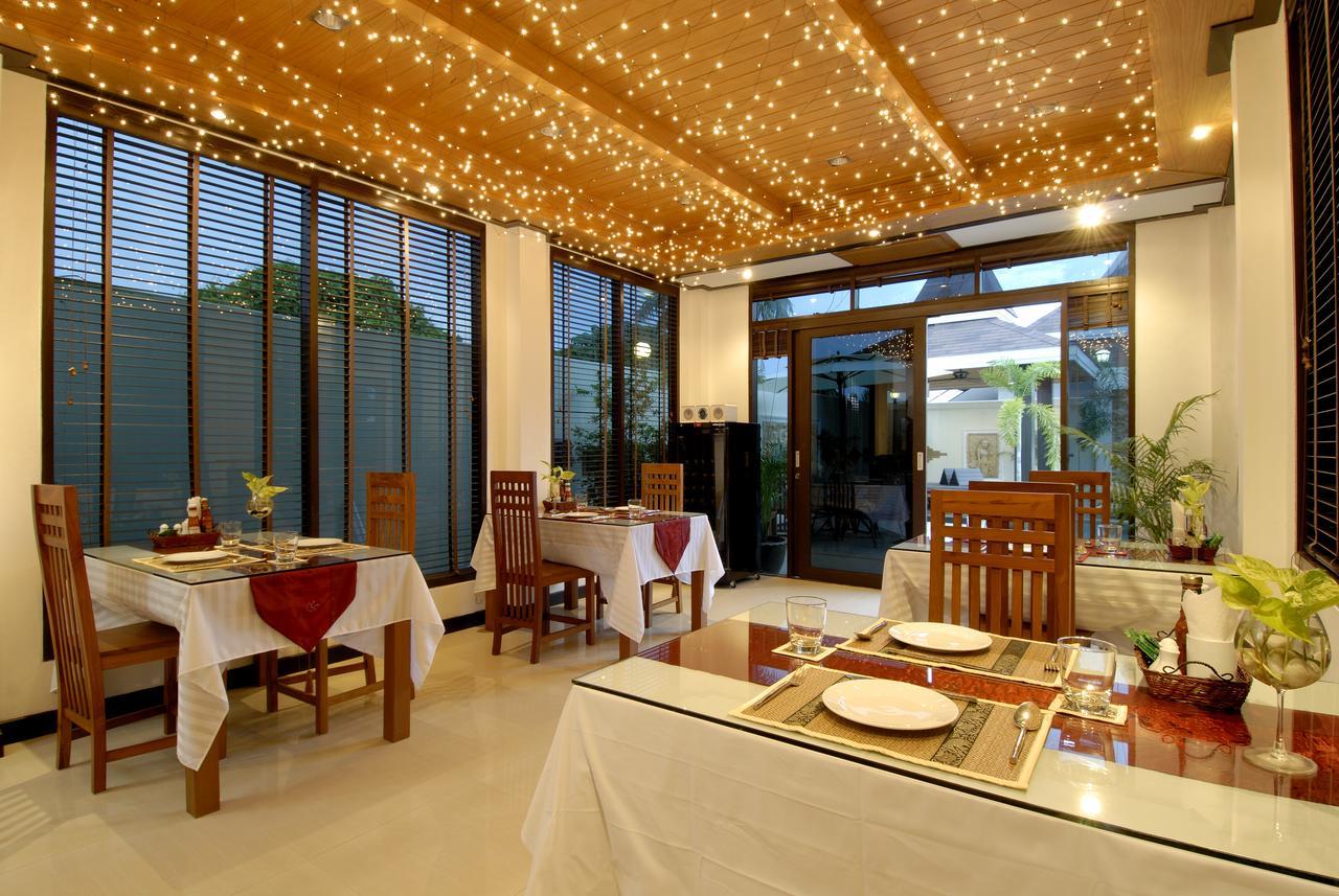 The Iris Pool Villa Rawai Екстериор снимка